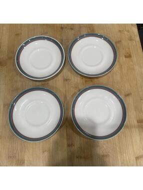 Vintage Pfaltzgraff Juniper Pattern Set Of 4 Saucer Plates USA *